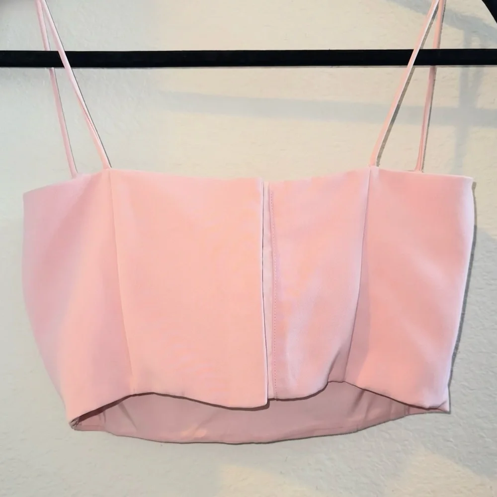 Alieva Carla structure Crop Top, soft pink, size small - Picture 9 of 15